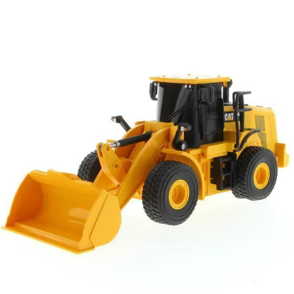 Diecast Masters Cat 950M Wheel Loader