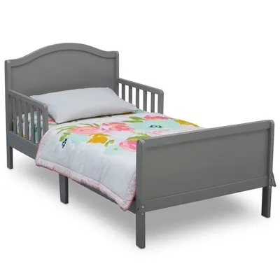 Delta Children Bennett Toddler Bed