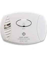 First Alert CO400 Carbon Monoxide Alarm Detector