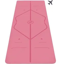 Liforme Travel Yoga mat – Patented Alignment System, Warrior-Like Grip, Non-Slip, Eco-Friendly, Ultra-Lightweight and Sweat Resistant, Made with Natural Rubber