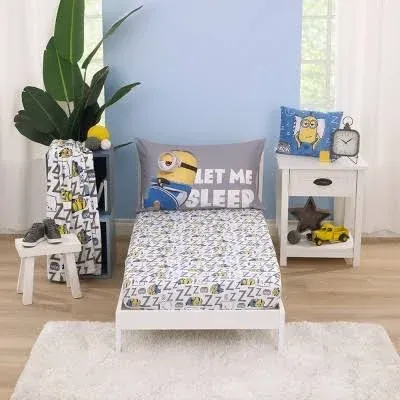 Illumination Lazy Minions Club 2 Piece Toddler Sheet Set