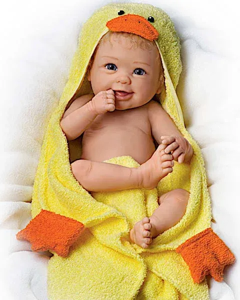 The Ashton-Drake Galleries Rub-A-Dub-Dub So Truly Real Baby Doll 17.5-inches