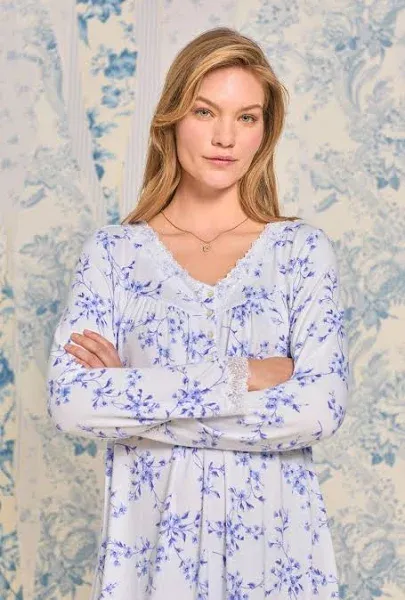 Eileen West Women's Floral Print Sweater Knit Long Sleeve V-Neck Nightgown