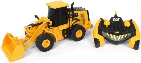 Diecast Masters CAT 950M Wheel Loader 1:35 RC Plastic Vehicle