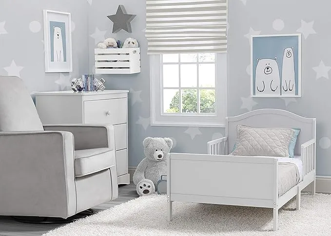 Delta Children Bennett Toddler Bed (Gray)