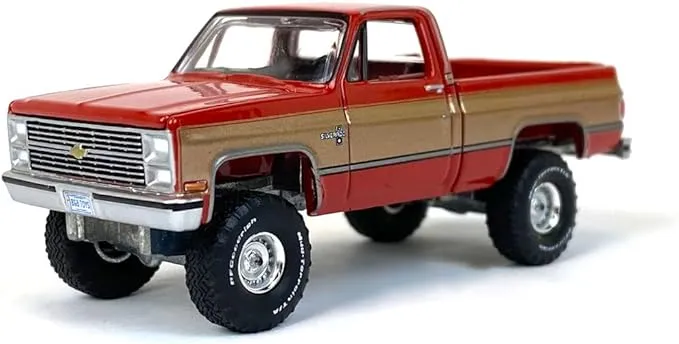 Auto World 1/64 Chevy K10 4x4 Exclusive Limited Edition Truck