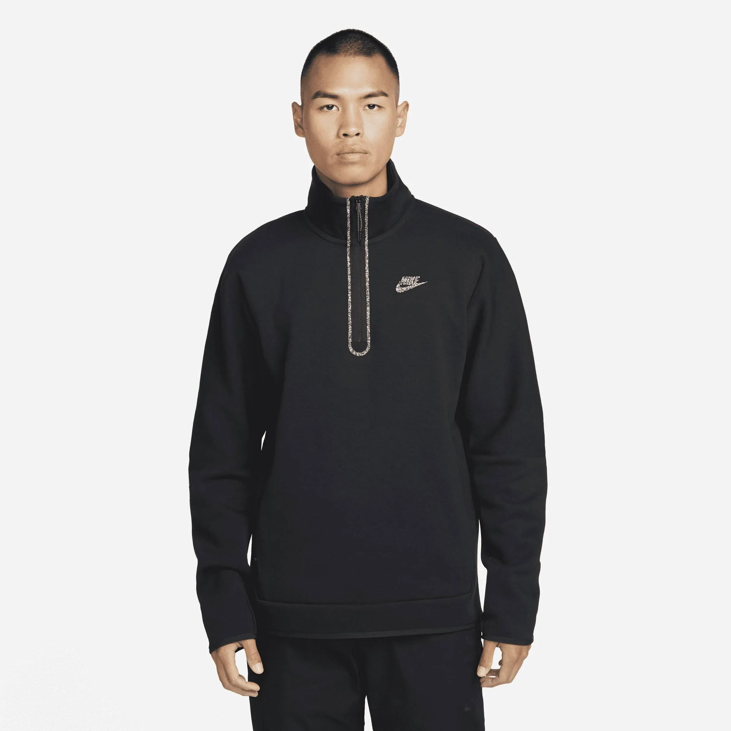 "Nike Men's Solid Black Sportswear Half-Zip Sweatshirt Activewear"