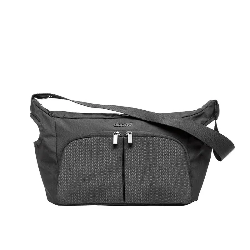 Doona Essentials Bag - Nitro Black