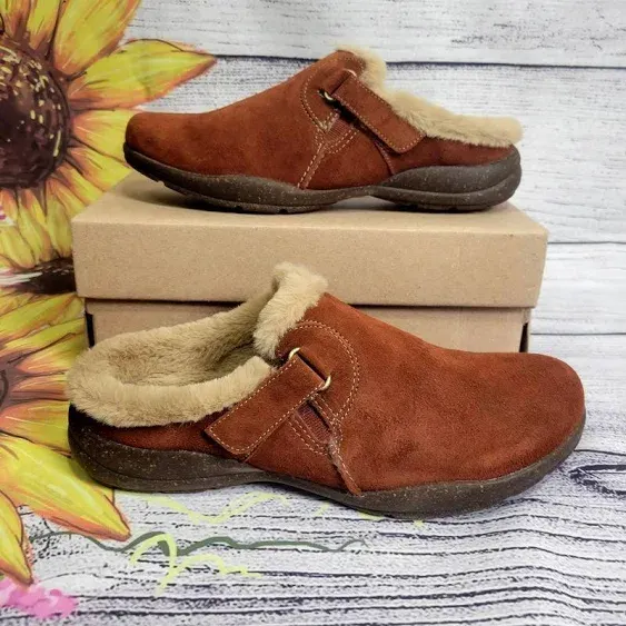 Clarks Roseville Clog Mahogany Size 8.5M - New Women | Color: Brown | Size: 8.5