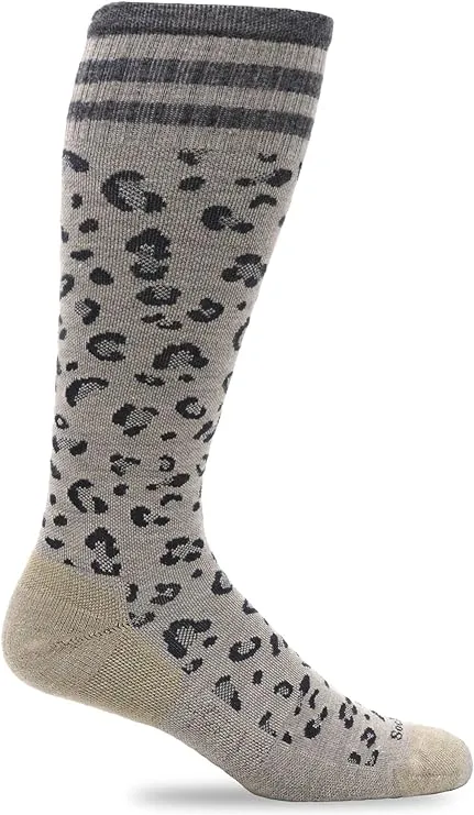 Sockwell Women's Leopard Moderate Compression Socks, Putty, Small