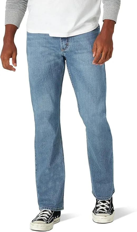 Wrangler Men's Straight Fit Stretch Jeans