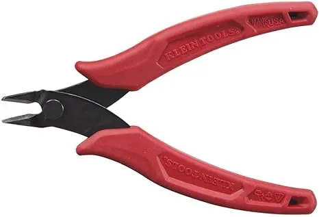 Klein Tools D275-5 Pliers, Diagonal Cutting Pliers with Precision Flush Cutter is Light and Ultra-Slim for Work in Confined Areas, 5-Inch