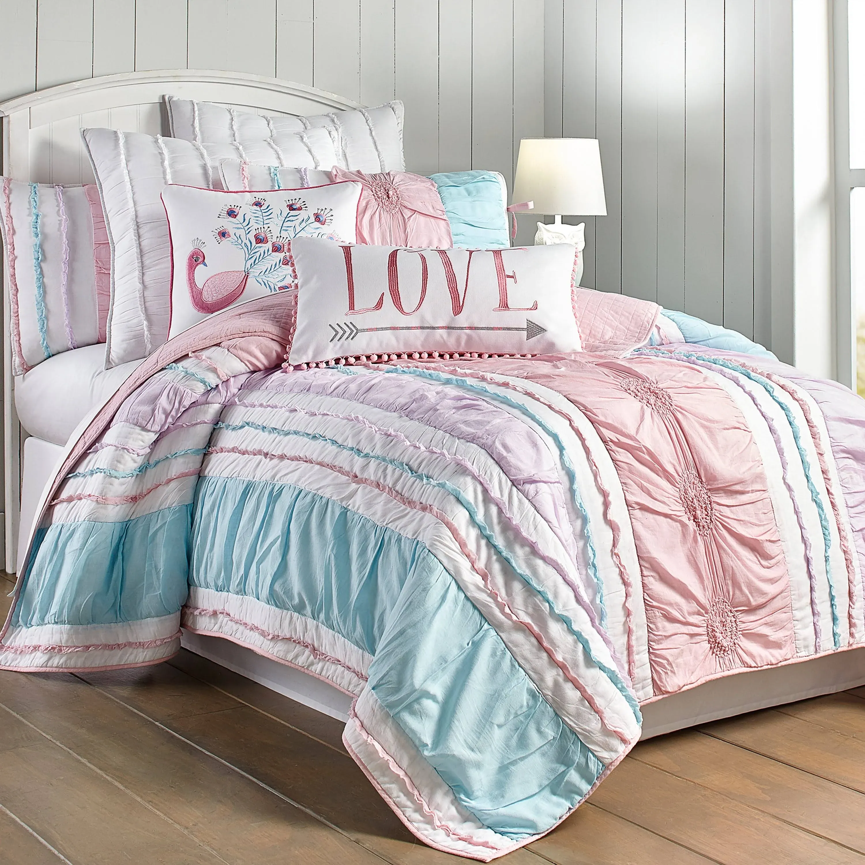 Levtex Home Bobbi Quilt Set