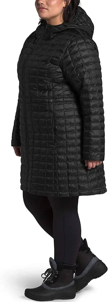 THE NORTH FACE Women's Plus Eco Thermoball Parka 2