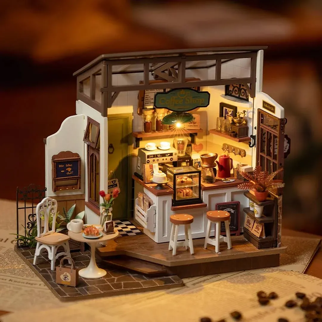 Rolife No.17 Cafe Miniature House Kit